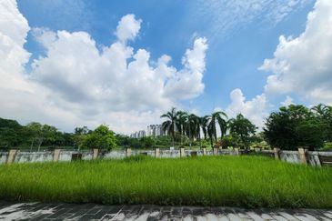 Bina Park Bandar Seri Alam