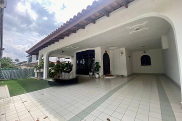 Taman Nong Chik Heights