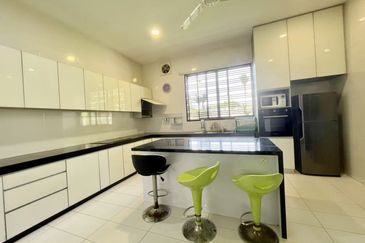 Taman Impian Heights