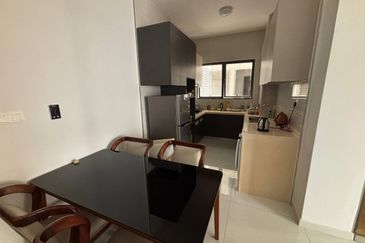 Bay Laurel @ Country Garden Danga Bay