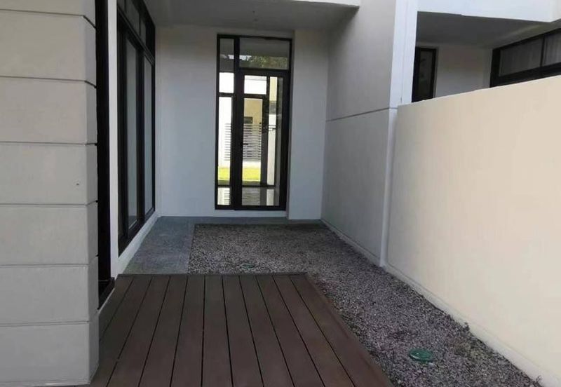 Avira Garden Terraces @ Medini