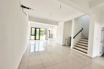 Sunway Citrine Lakehomes