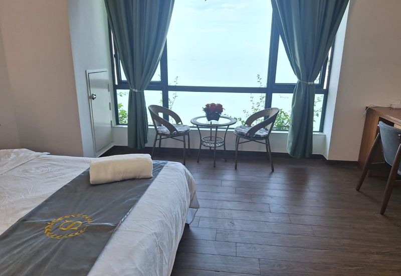 Carnelian Tower Forest City