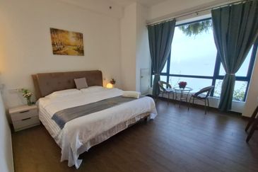 Carnelian Tower Forest City