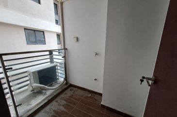 Kings Bay Country Garden @Danga Bay