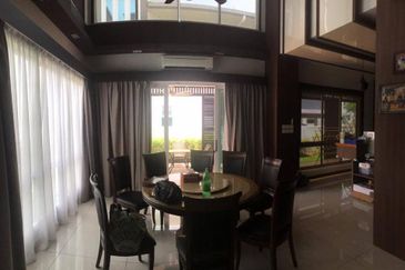 Isola Villa @ Senibong Cove