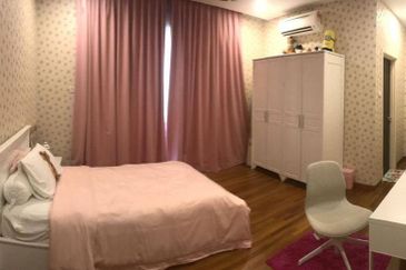 Isola Villa @ Senibong Cove