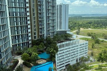 The Elysia Park Residence