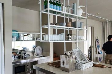 Emerald Bay @ Puteri harbour