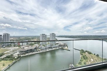 Puteri Cove Residences