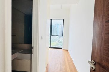 The Astaka @ 1 Bukit Senyum