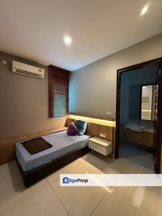  Twin Galaxy, Jb Town @ Rare Penthouse (G) with Private Garden  For Sale, Johor, Johor Bahru