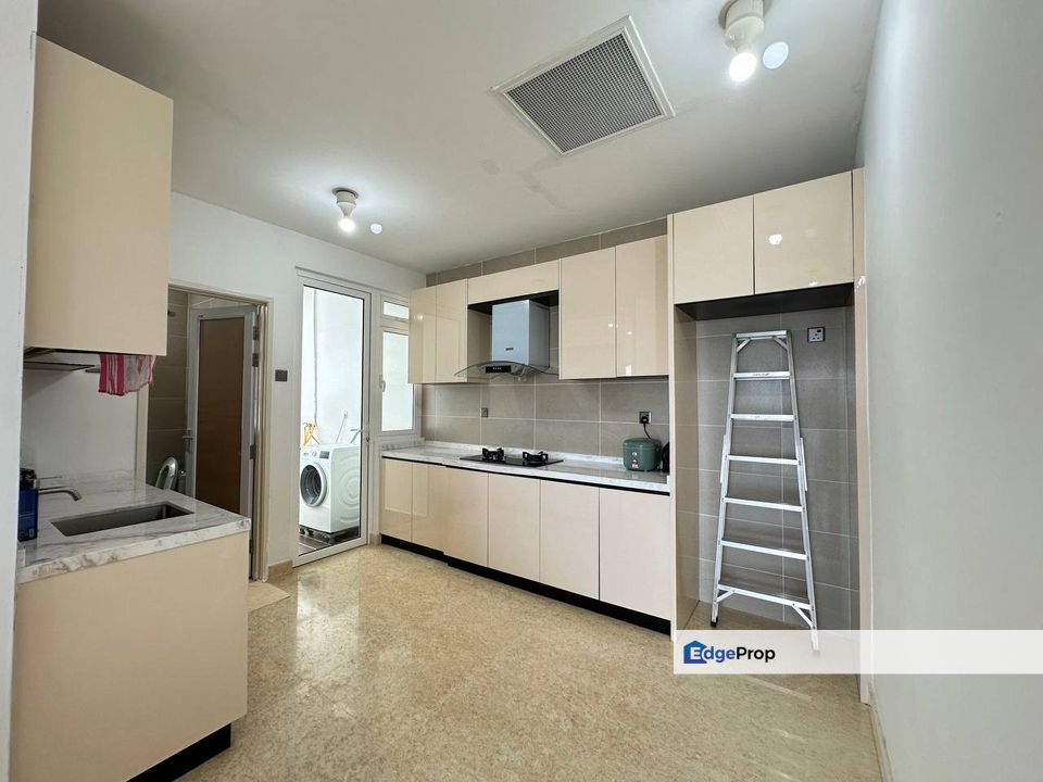 Tritower Residence / 2Bed 2Bath / Fully Renovated For Sale, Johor, Johor Bahru