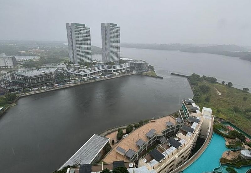 Puteri Cove Residences