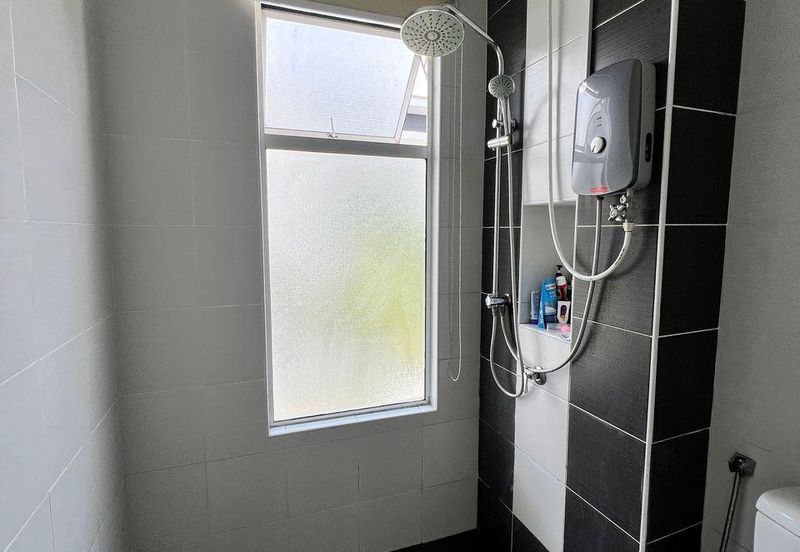 Bandar Baru Seri Alam