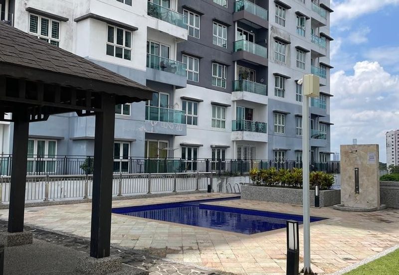 Seasons Luxury Apartments @ Amara Larkin