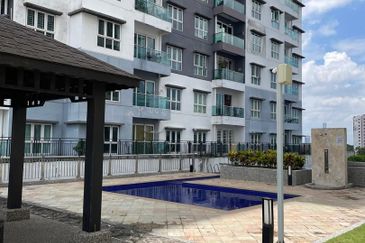 Seasons Luxury Apartments @ Amara Larkin