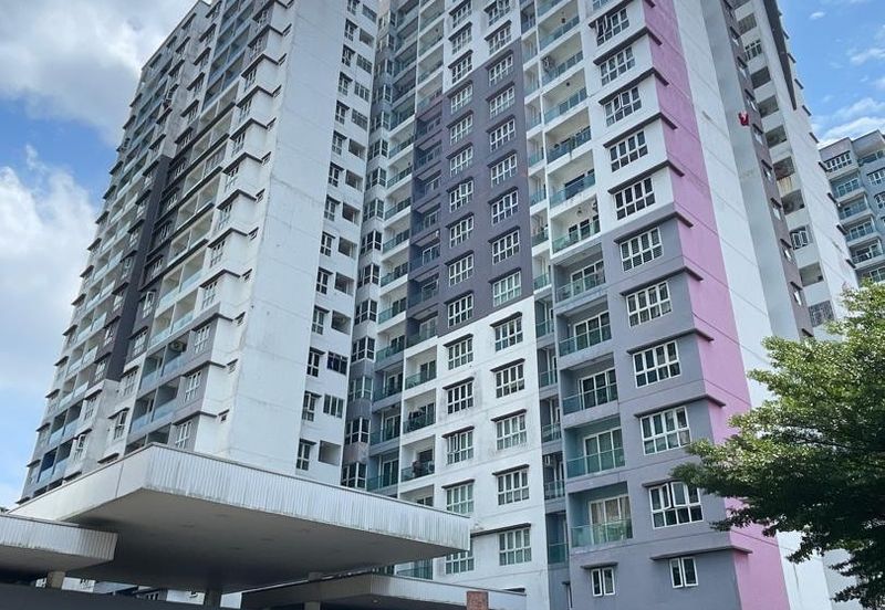 Seasons Luxury Apartments @ Amara Larkin