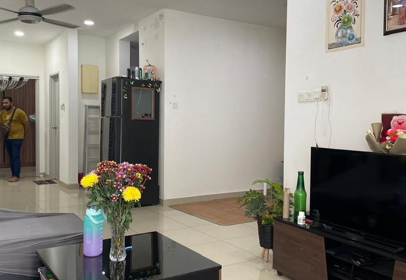 Seasons Luxury Apartments @ Amara Larkin