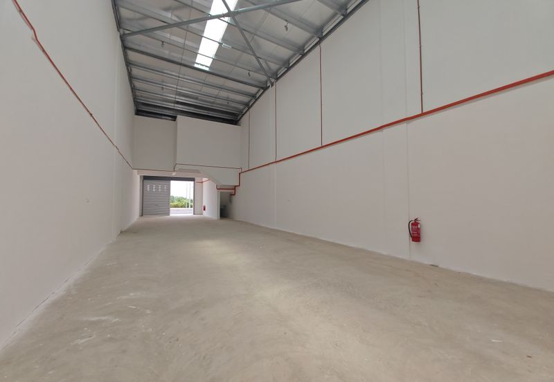 Stellar Park Vervocity Kulai new terrace factory for rent and sale 