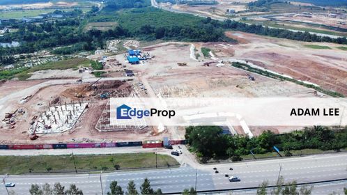 lumina shoplot facing highway mainroad nusajaya iskandar puteri nearby horizon hills, Johor, Nusajaya