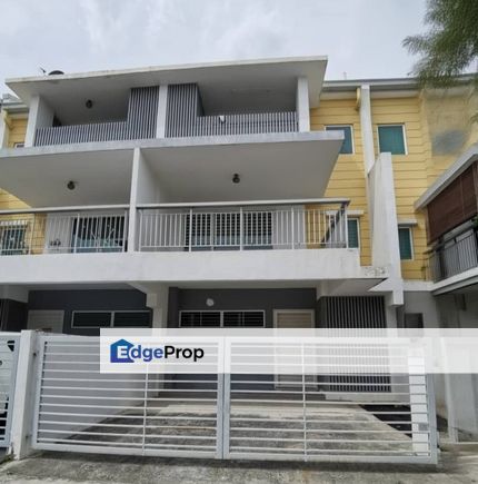 25x75 full loan 3 sty superlink taman nadayu 92 kajang , Selangor, Kajang