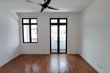 Cradleton @ Eco Majestic