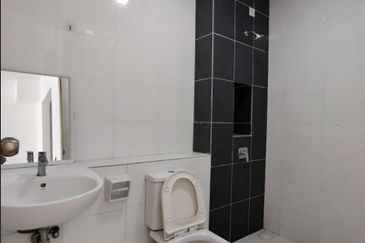 Cradleton @ Eco Majestic