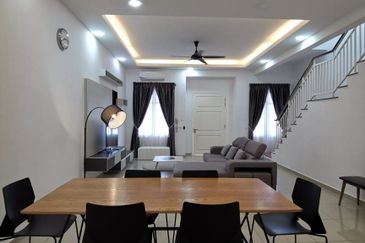 [Fully Furnished] [20x70]  2 Sty Cradleton Eco Majestic Semenyih