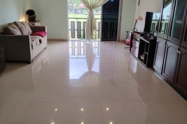 [Full Loan | 1453sqft] Town House Country Villa, Country Height Kajang 