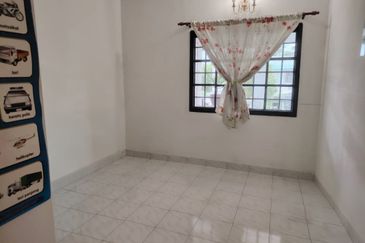 [Full Loan | 1453sqft] Town House Country Villa, Country Height Kajang 