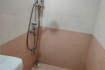 [Full Loan | 1453sqft] Town House Country Villa, Country Height Kajang 