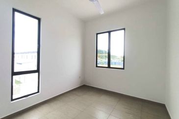 [For Rent | End Lot | 35x65] 2 Sty Setia Ecohill 2 Semenyih 