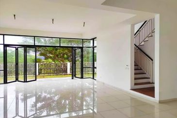 [Full Loan| 52x105] 2 Sty Bungalow Tralas Setia Ecohill Semenyih