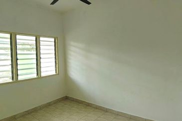 [Full Loan| 18x65| Below Market ] 2 Sty Taman Semenyih Permata, Semenyih