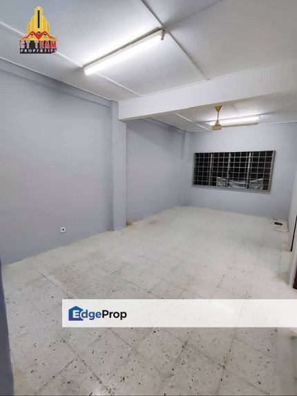 Full Loan (Refurbished)  Flat Taman Mewah Cheras,  Kajang , Selangor, Kajang