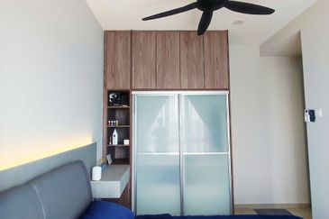 [Full Loan & Renovated] Resilion Residence, Bandar Mahkota Cheras