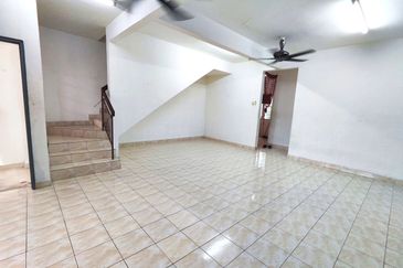 [Full Loan | 20x70 | Below Market ] 2 Storey Taman Semenyih Permata, Semenyih 