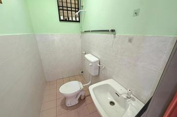 [Full Loan| Facing Open|Extend Kitchen] 1.5 Sty Taman Maju Satu, Sg.Jelok, Kajang