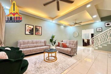 [F. Loan I Reno I Gated & Guarded] 2 Storey Taman Puncak Saujana, Kajang 