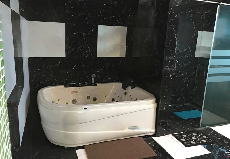 [Full Loan | Fully Renovated ] 2 Storey Bungalow Taman Jelok Impian, Kajang