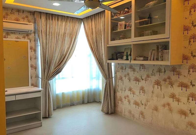 [Full Loan | Fully Renovated ] 2 Storey Bungalow Taman Jelok Impian, Kajang