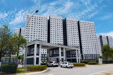 [Full Loan | Below Market] Apartment Karisma@ Eco Majestic, Semenyih