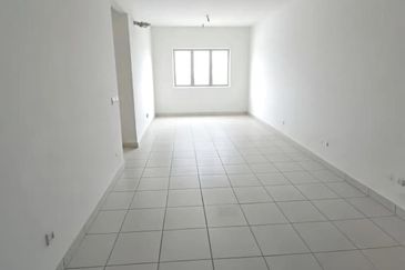 [Full Loan | Below Market] Apartment Karisma@ Eco Majestic, Semenyih