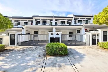 Cradleton @ Eco Majestic