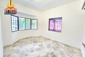 [Corner Lot I 43X70 I 4Room] Single Storey Taman Restu , Kajang