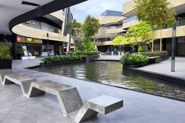 [F.Loan] Shop Lot Ecohill Walk For Sale/Rent