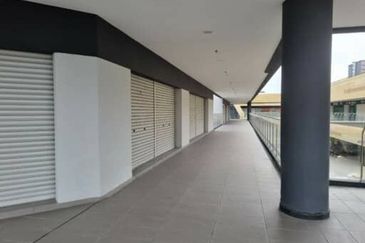 [F.Loan] Shop Lot Ecohill Walk For Sale/Rent