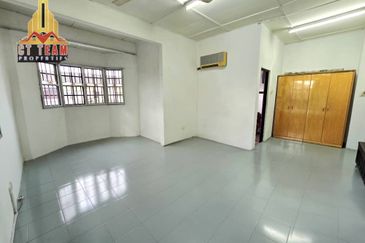 [Full LoanI Corner LotI 46x75I Renovated] 2 Storey Taman Jasmin, Kajang 