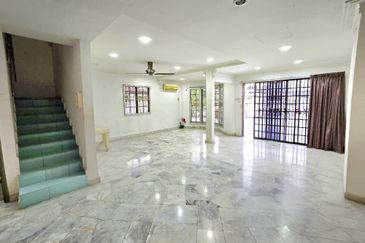 [Full LoanI Corner LotI 46x75I Renovated] 2 Storey Taman Jasmin, Kajang 